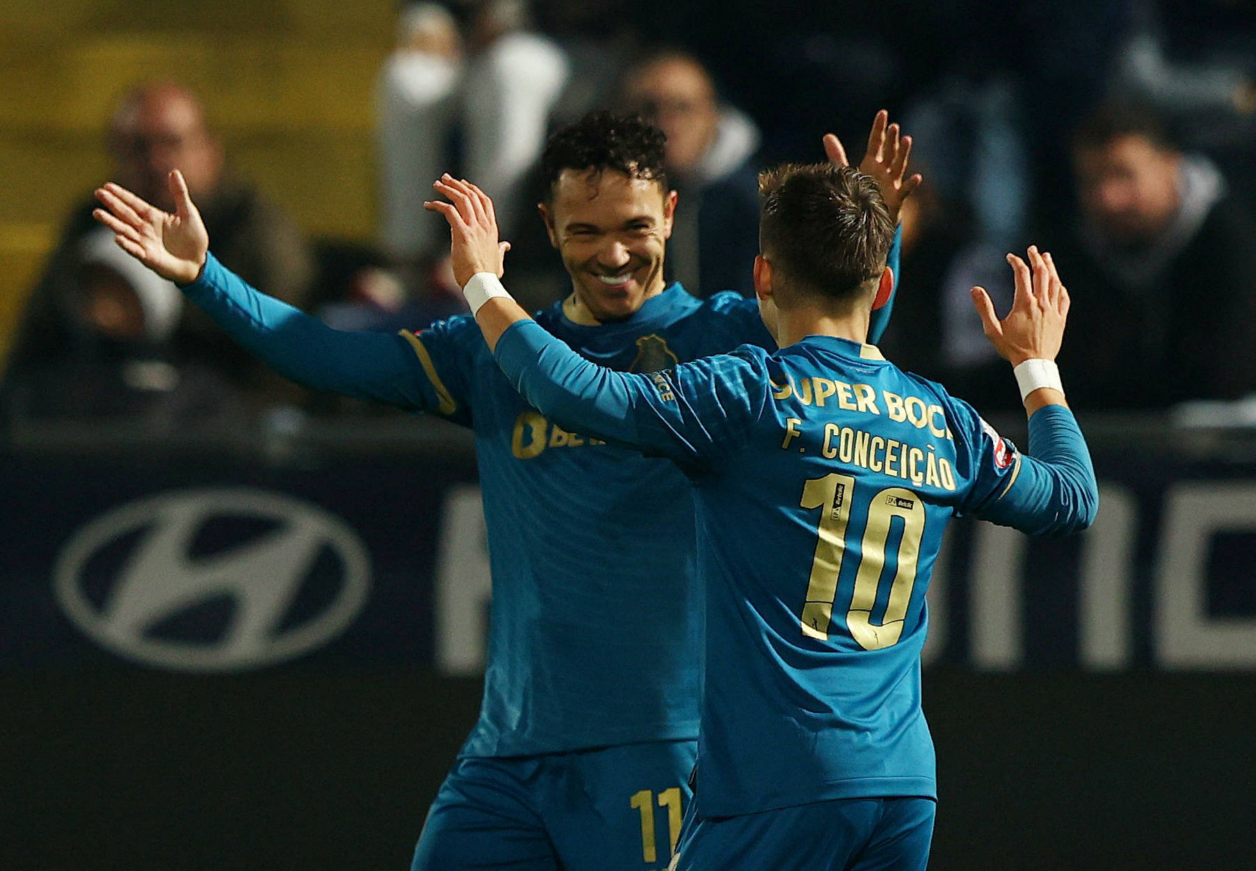 开云app下载-冲刺阶段葡超传出新动向，尤文图斯战术微调，管理层表态：态度坚定，纪律约束更严格的简单介绍