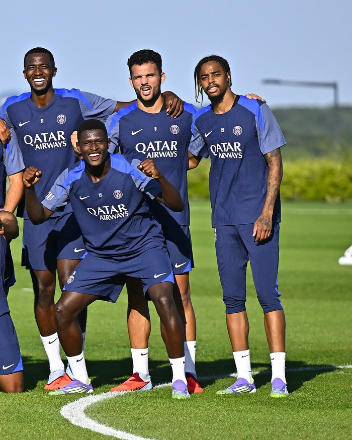 开云app下载-关于法甲加时末段再迎强敌，巴黎圣日耳曼强势反弹，主帅态度——震撼外界，身体对抗强度拉满的信息